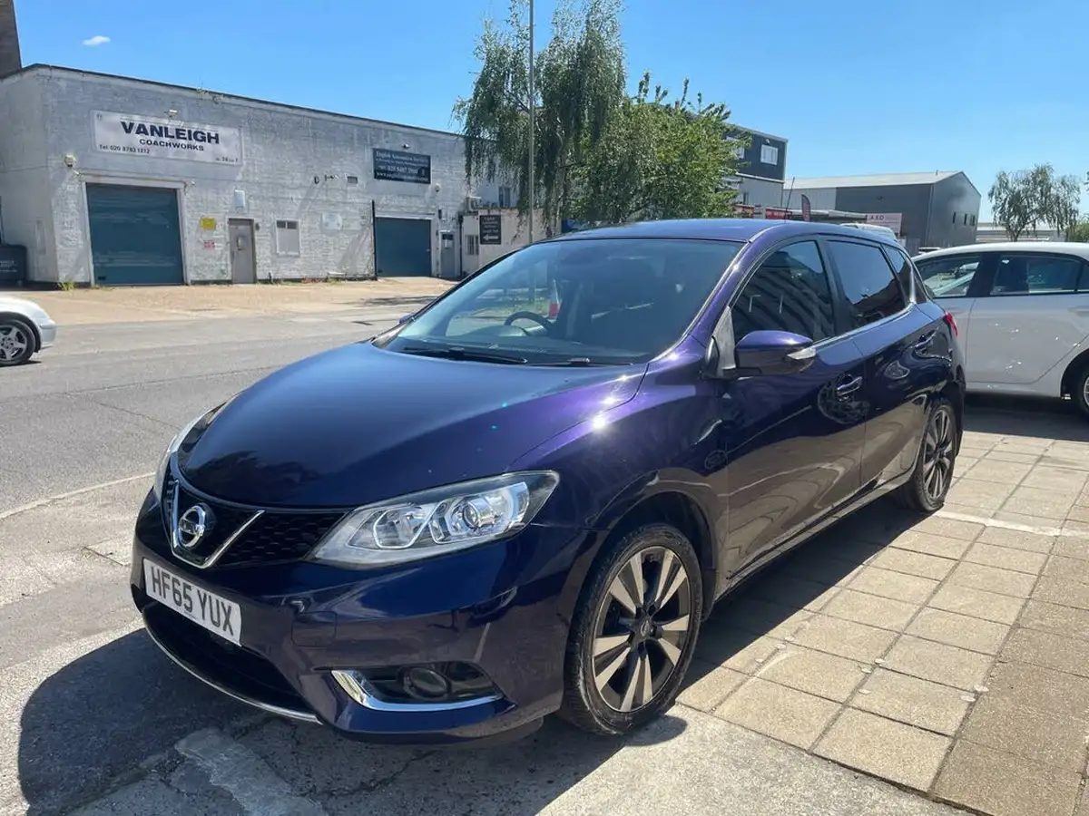 2015-nissan-pulsar-12-dig-t-tekna-big-8