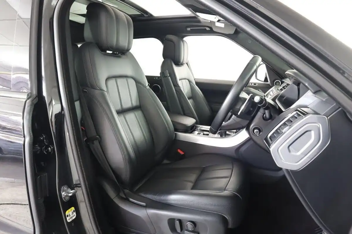 2020-land-rover-range-rover-sport-20-p400e-hse-silver-big-12