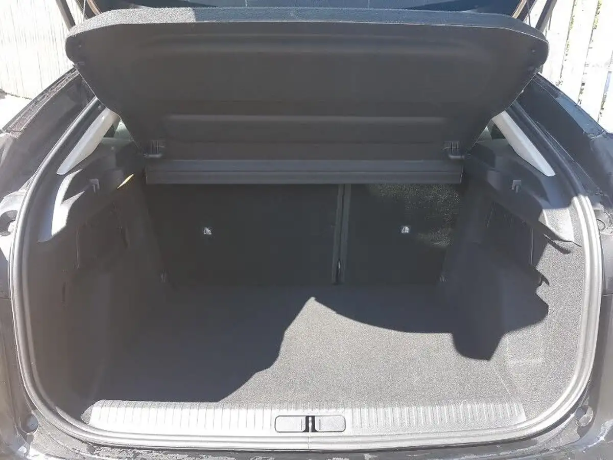 2023-citroen-c4-12-puretech-sense-big-7
