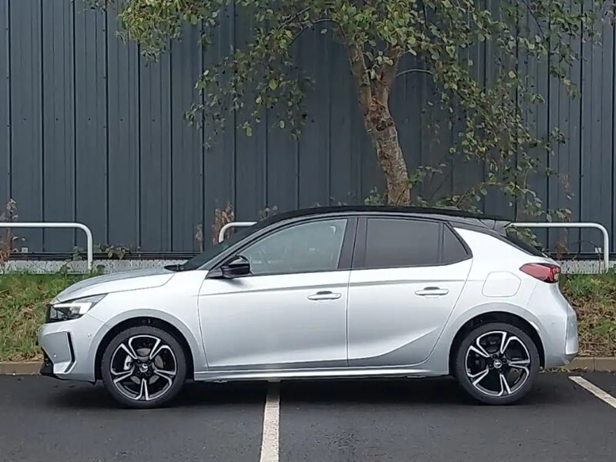 2024-vauxhall-corsa-12i-gs-big-3