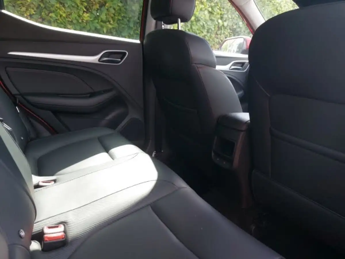 2024-mg-zs-suv-15-vti-tech-exclusive-big-12