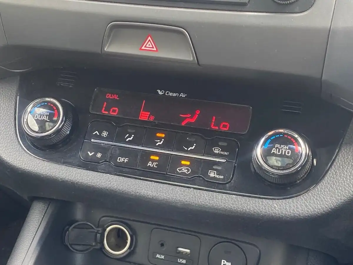 2016-kia-sportage-16-gdi-2-133bhp-big-35