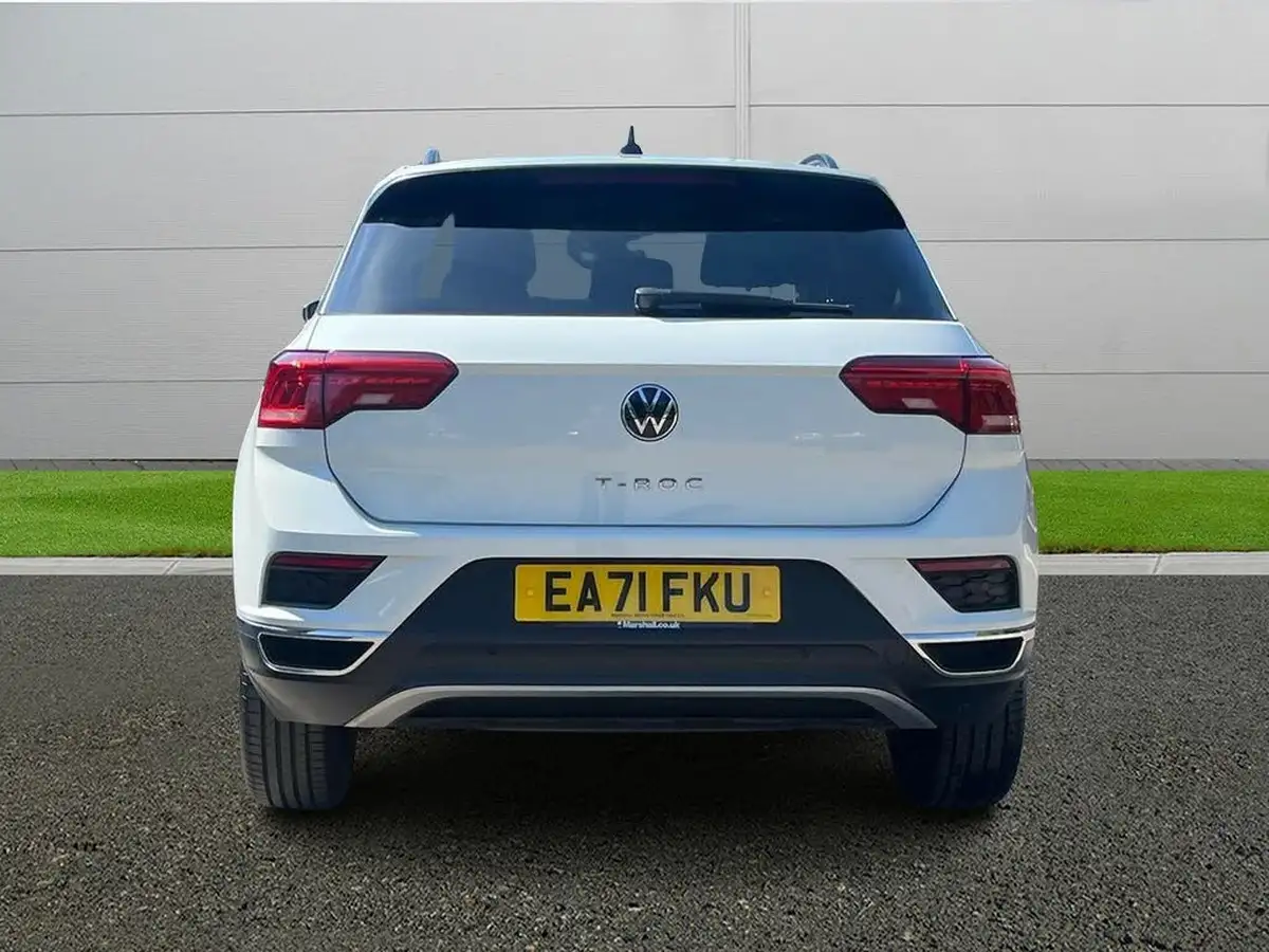 2022-volkswagen-t-roc-15-tsi-active-hatchback-5d-dsg-big-5
