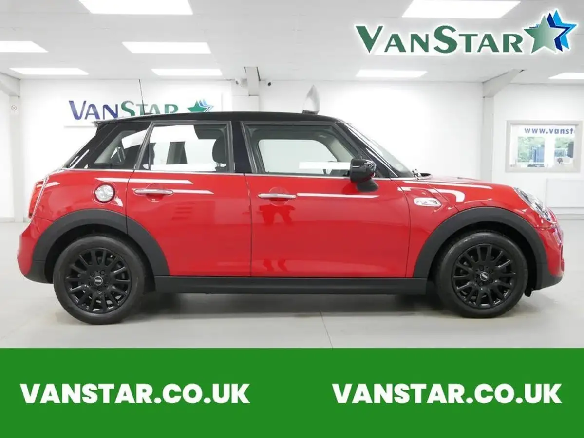 2019-mini-cooper-20-cooper-s-classic-189bhp-hatchback-5d-big-0