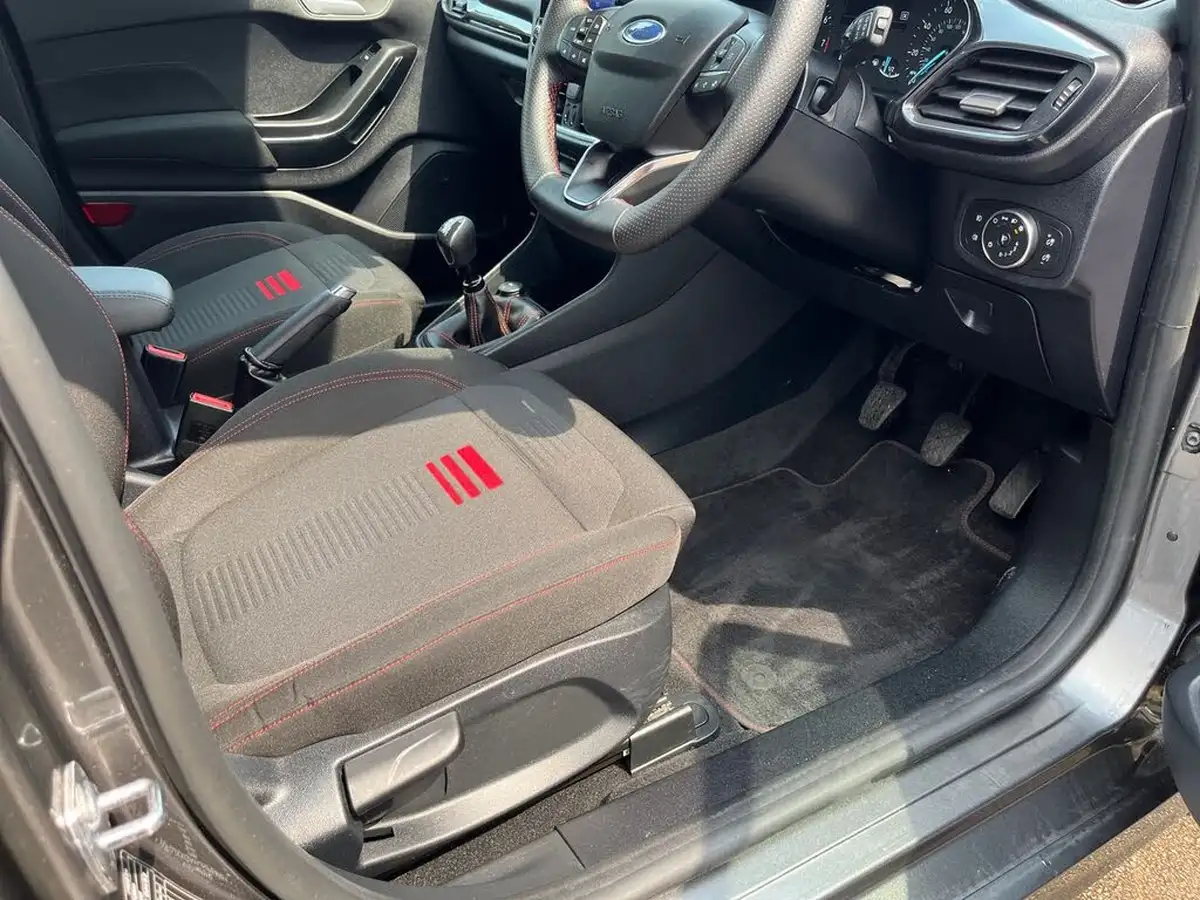 2022-ford-fiesta-10t-st-line-100ps-5d-big-22