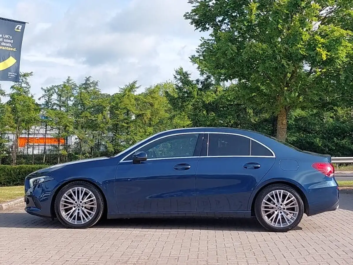 2021-mercedes-benz-a-class-20d-a180d-sport-executive-edition-saloon-4d-8g-dct-big-3