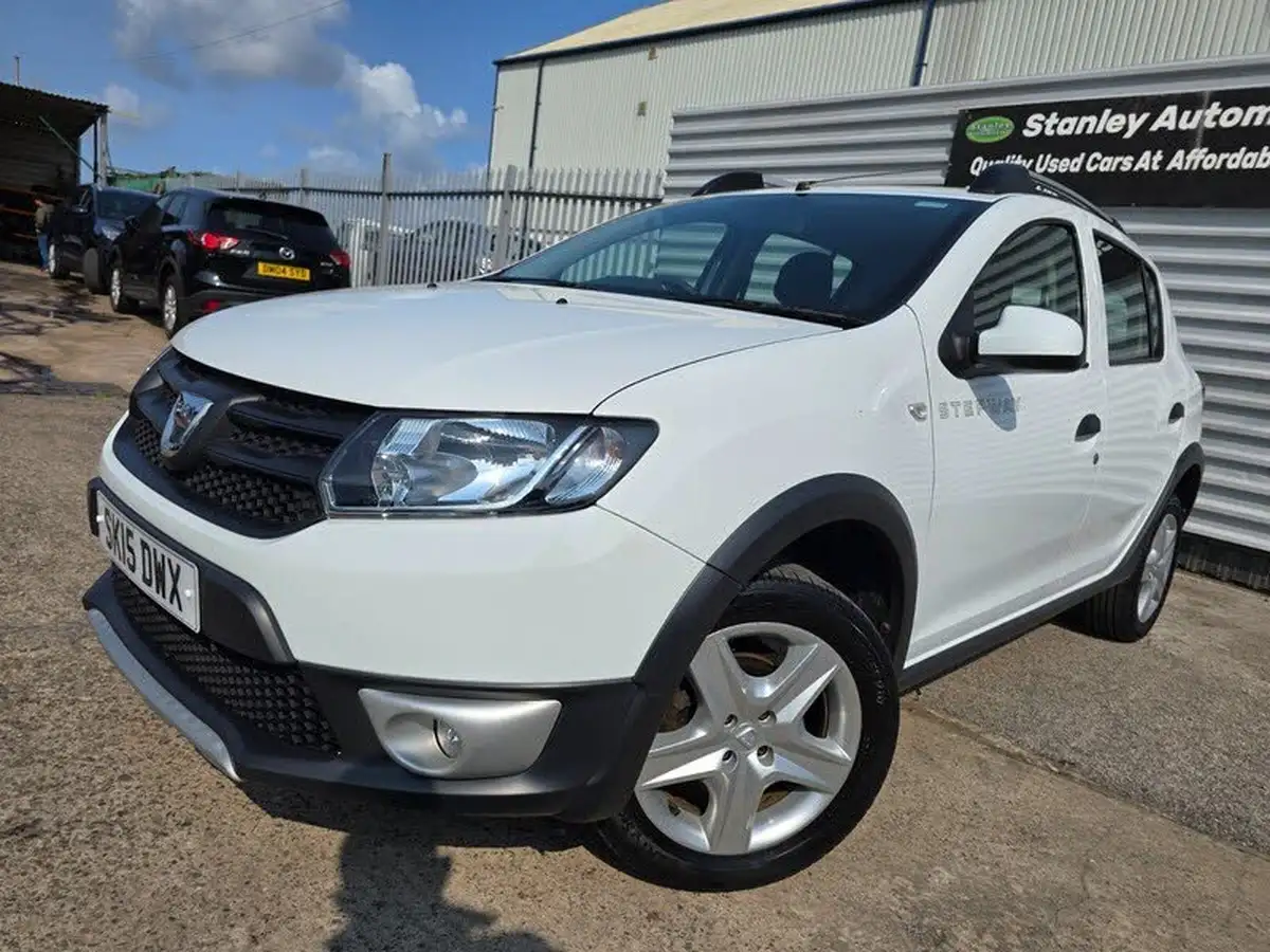 2015-dacia-sandero-stepway-15d-ambiance-big-2
