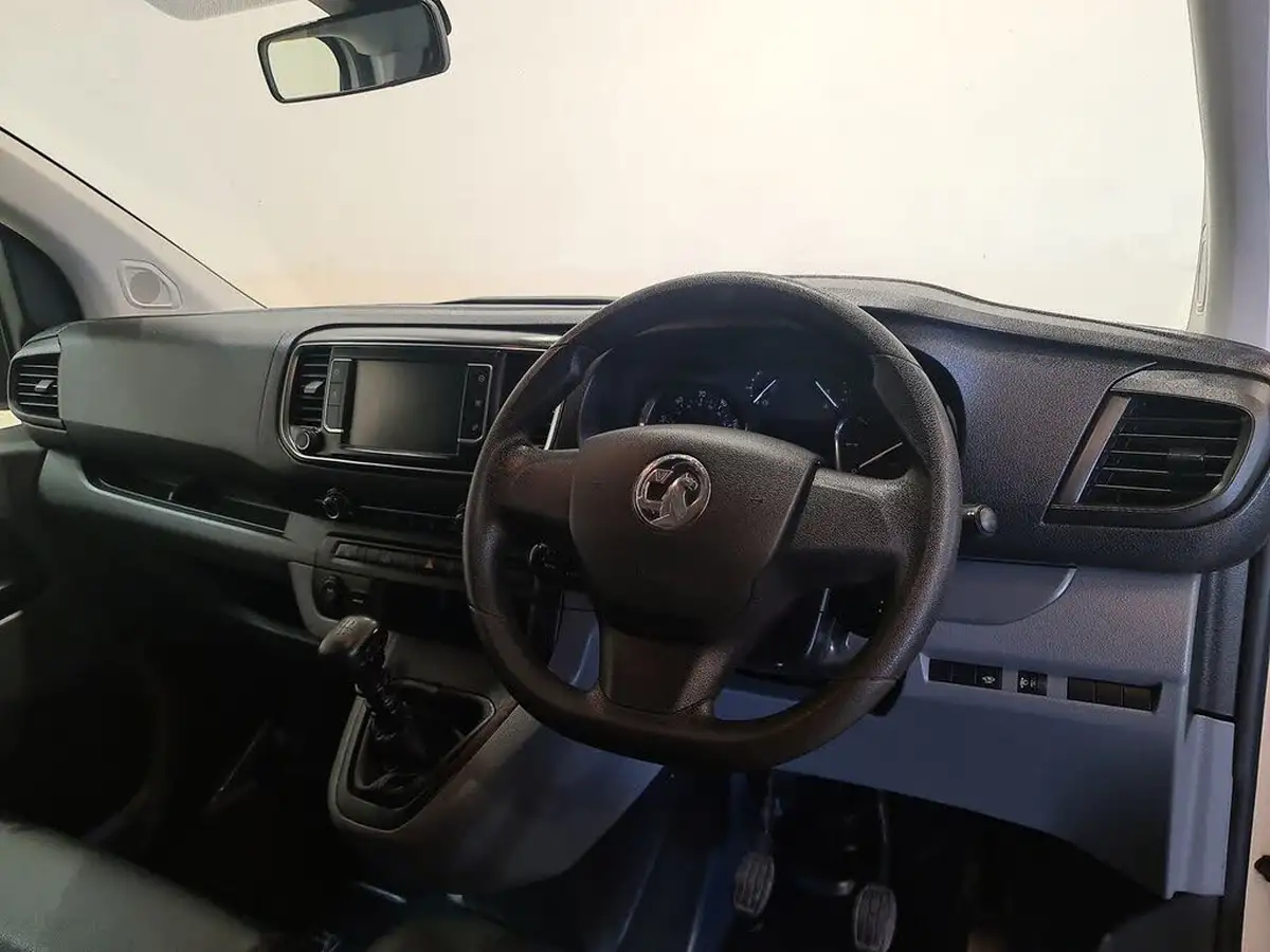 2020-vauxhall-vivaro-15td-2700-l1h1-dynamic-100pseu6dt-big-3