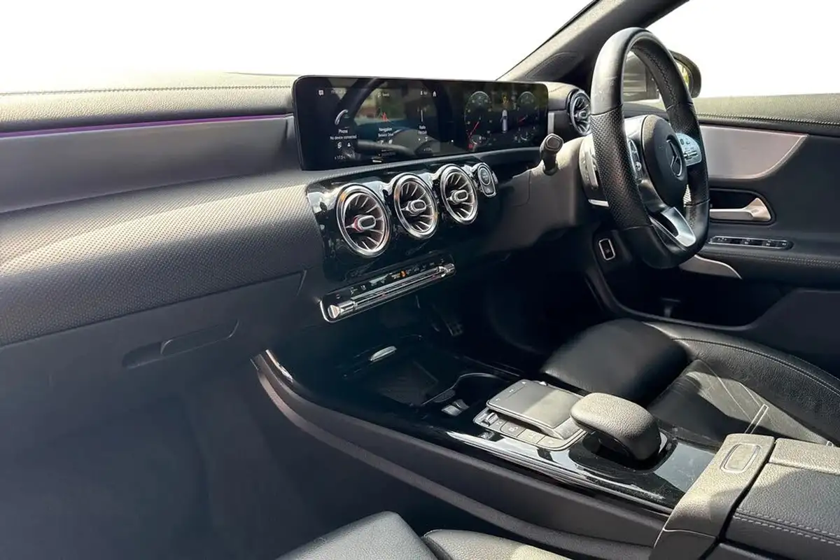 2021-mercedes-benz-cla-13-cla-180-amg-line-premium-plus-shooting-brake-5d-big-13