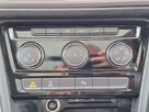 2018-volkswagen-touran-16tdi-se-family-small-47