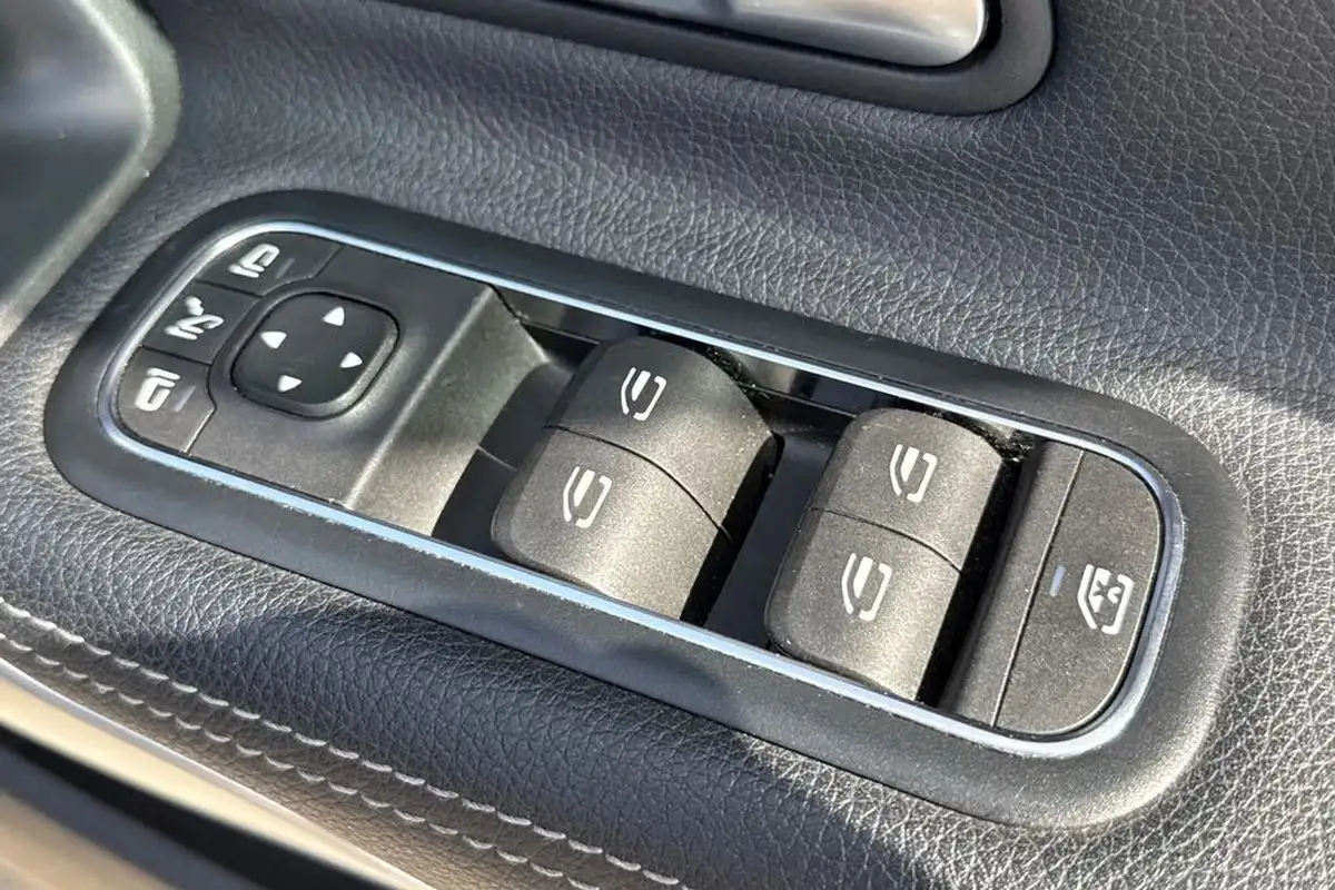 2021-mercedes-benz-cla-13-cla-180-amg-line-premium-plus-shooting-brake-5d-big-41
