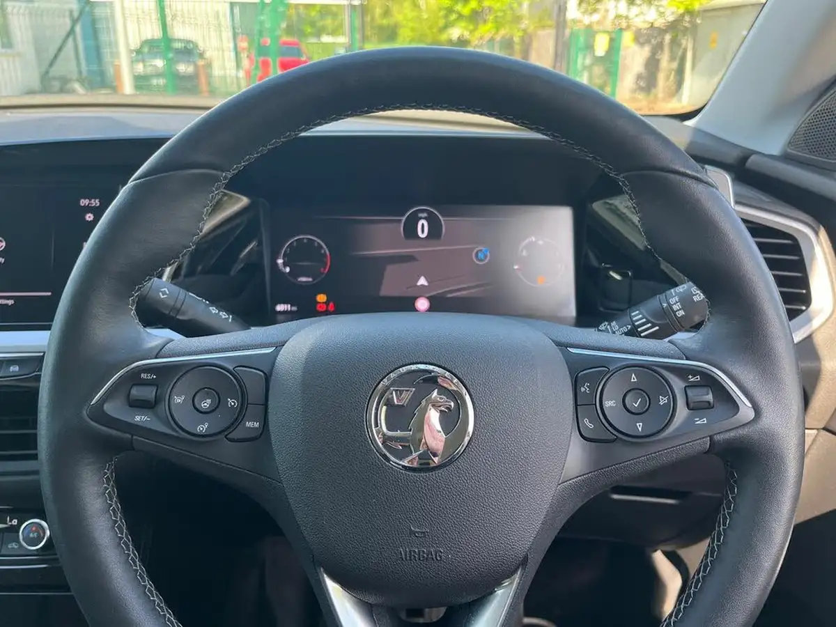 2023-vauxhall-grandland-12-ultimate-130ps-big-24