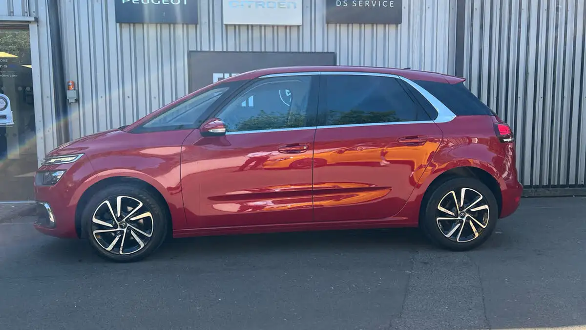 2019-citroen-c4-spacetourer-12-puretech-flair-big-5