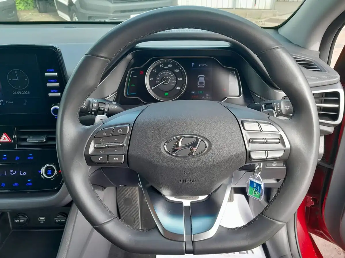 2022-hyundai-ioniq-16-gdi-premium-se-hybrid-big-17