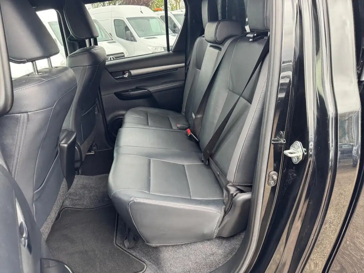 2022-toyota-hi-lux-28d-4d-invincible-x-204hpeu6d-2755cc-auto-big-12
