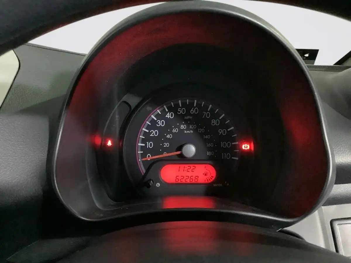2014-suzuki-alto-10-sz-big-13
