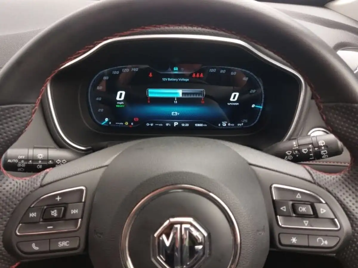 2023-mg-hs-15t-gdi-trophy-258ps-plug-in-hybrid-auto-big-18
