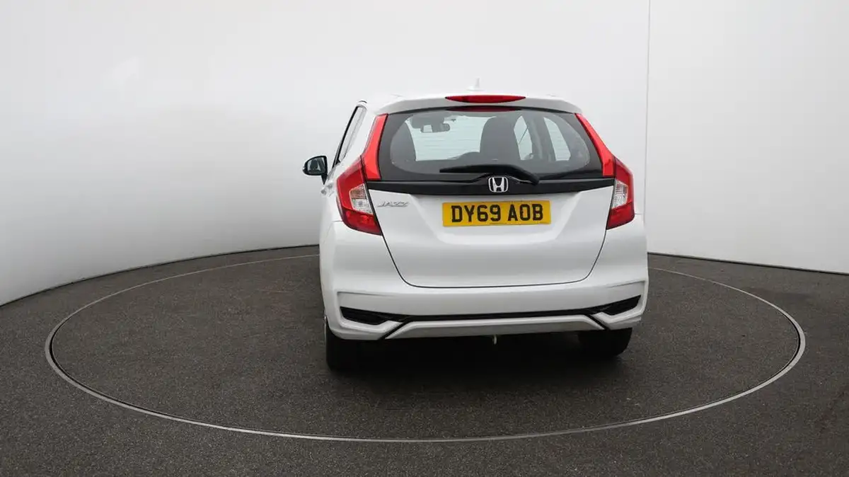 2019-honda-jazz-13-i-vtec-s-big-57