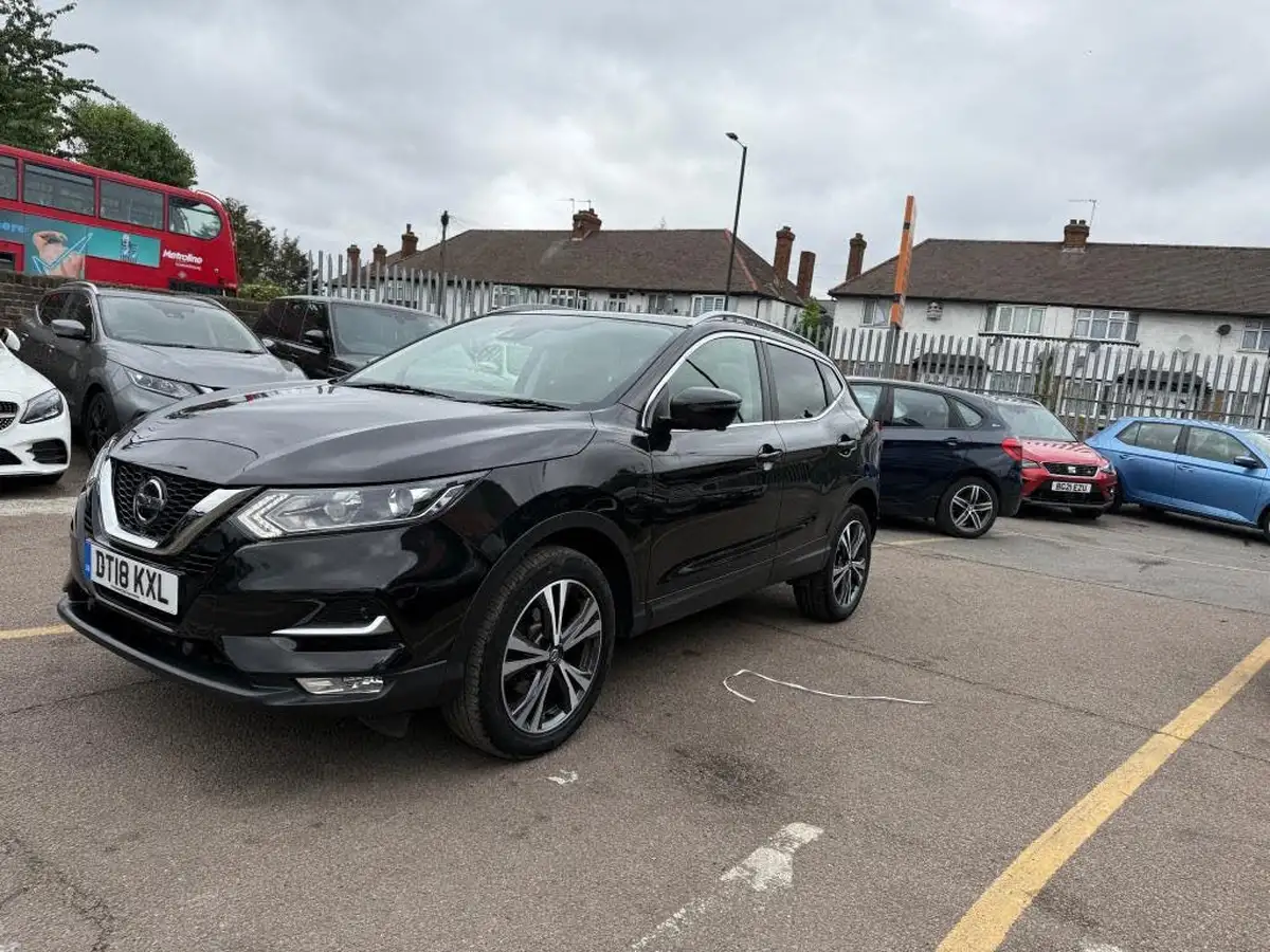 2018-nissan-qashqai-12-dig-t-n-connecta-big-6