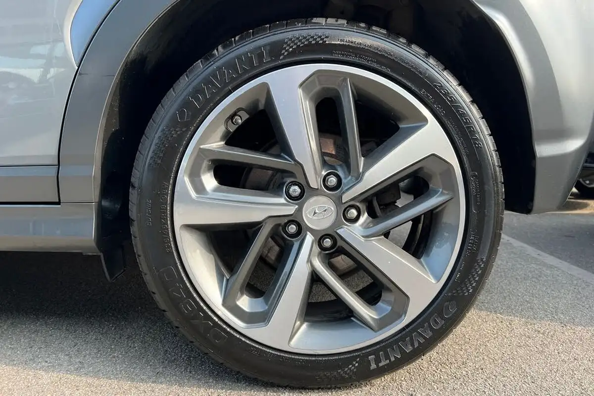 2019-hyundai-kona-10-t-gdi-premium-se-big-4