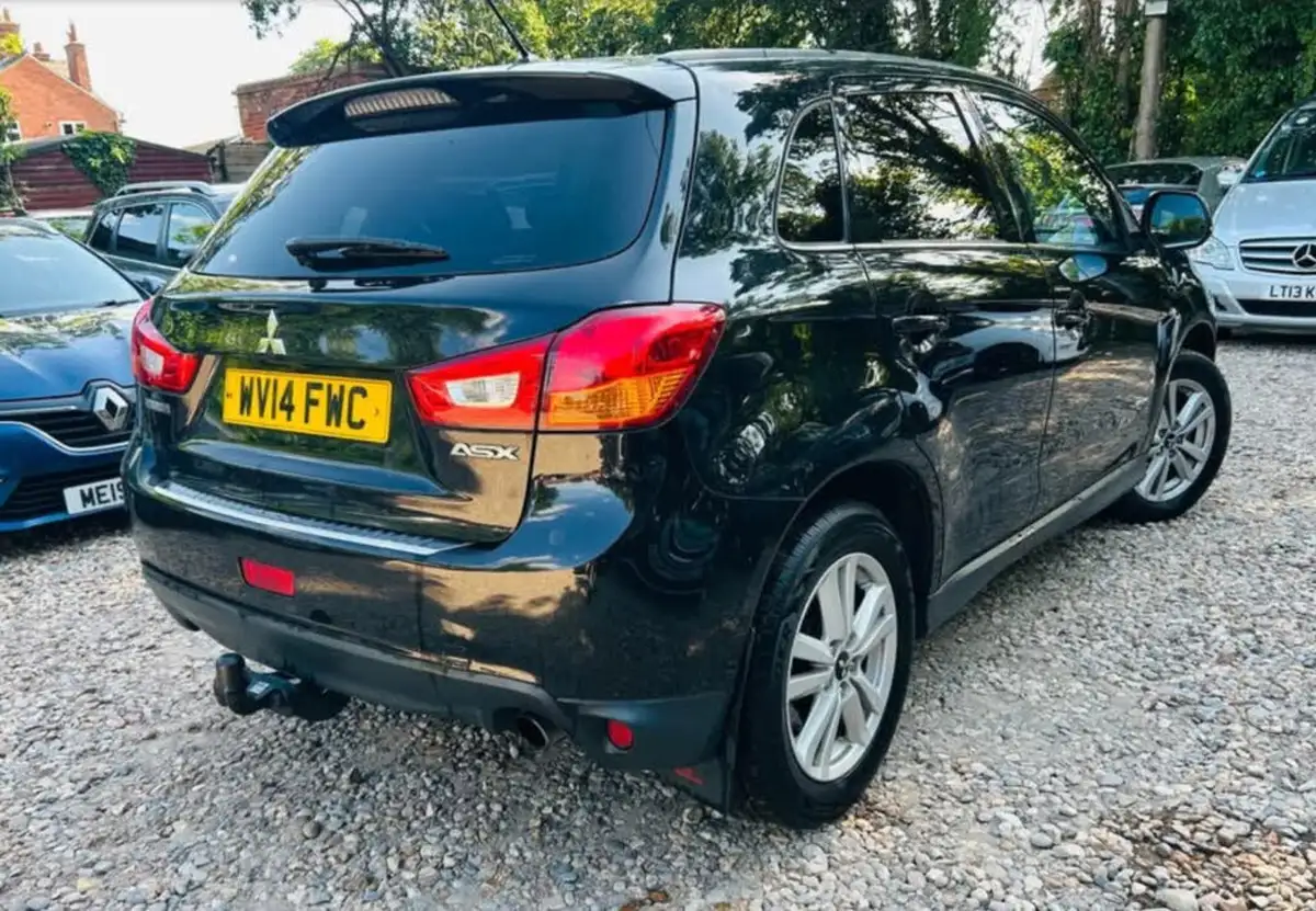 2014-mitsubishi-asx-18td-4wd-big-5