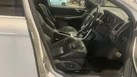 2016-volvo-xc60-20td-d4-r-design-lux-nav-geartronic-small-1