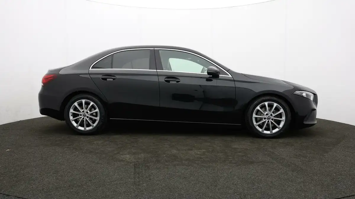 2020-mercedes-benz-a-class-13-a200-sport-saloon-4d-7g-dct-big-40