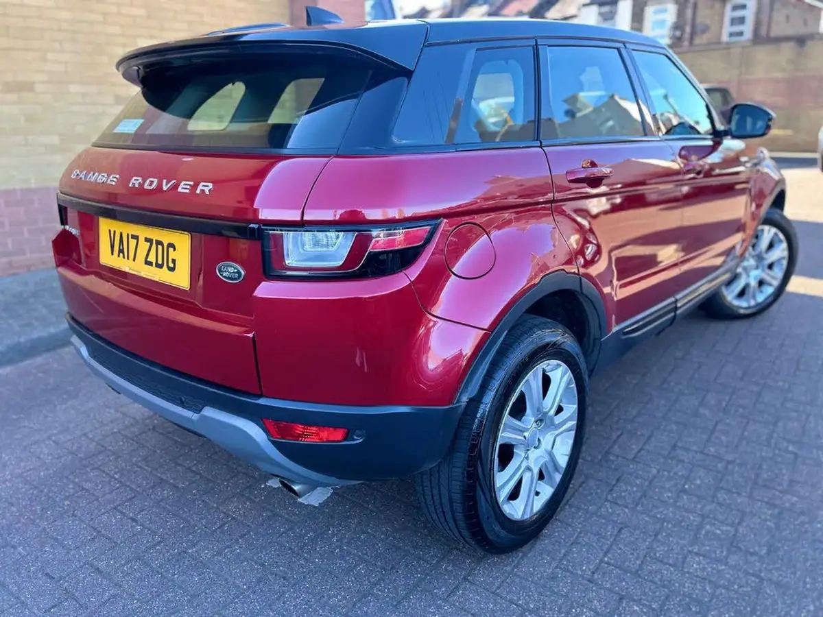 2017-land-rover-range-rover-evoque-20td4-se-tech-hatchback-5d-auto-big-9