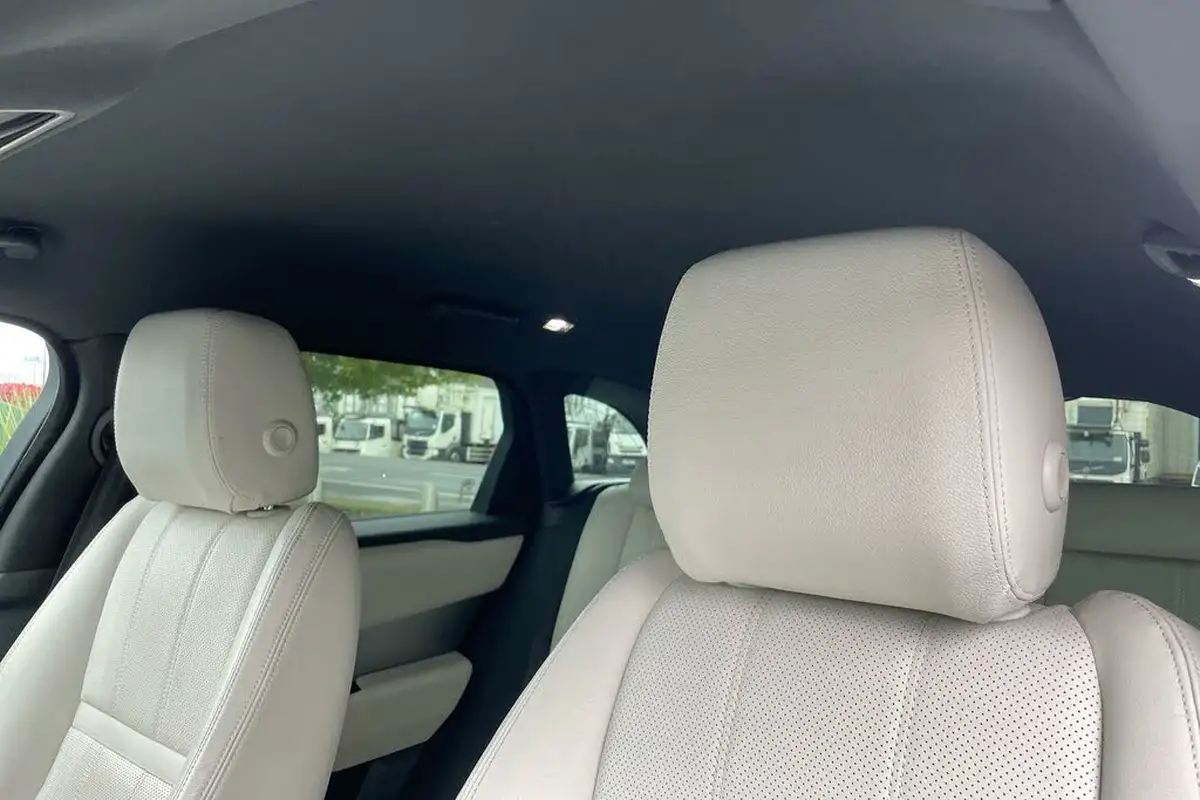 2023-land-rover-range-rover-velar-20-p400e-r-dynamic-se-big-4
