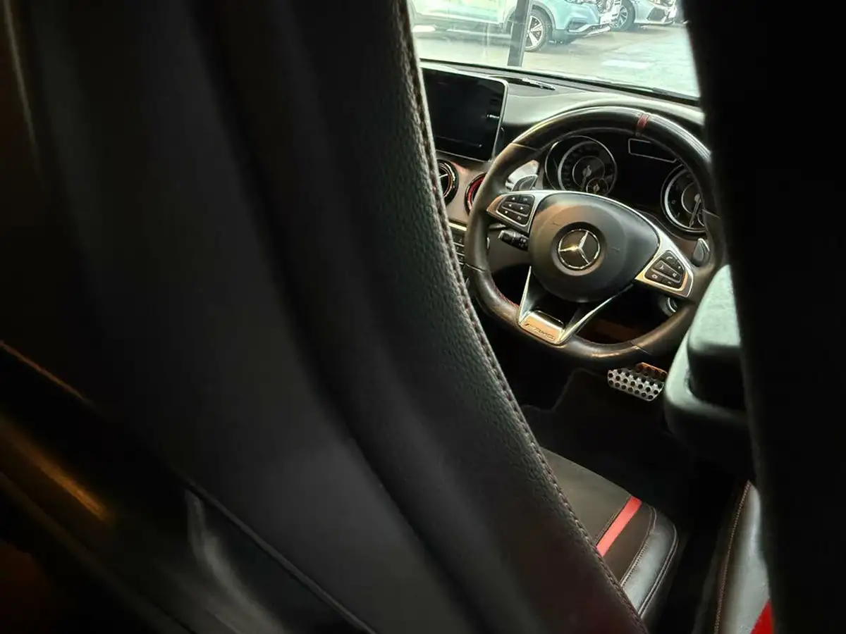 2015-mercedes-benz-cla-20-cla-45-amg-360bhp-ss-coupe-4d-big-28