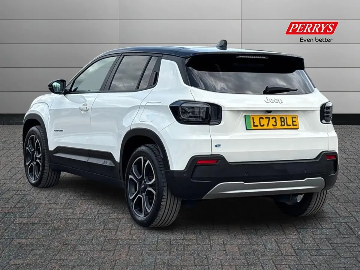 2024-jeep-avenger-e-summit-big-1