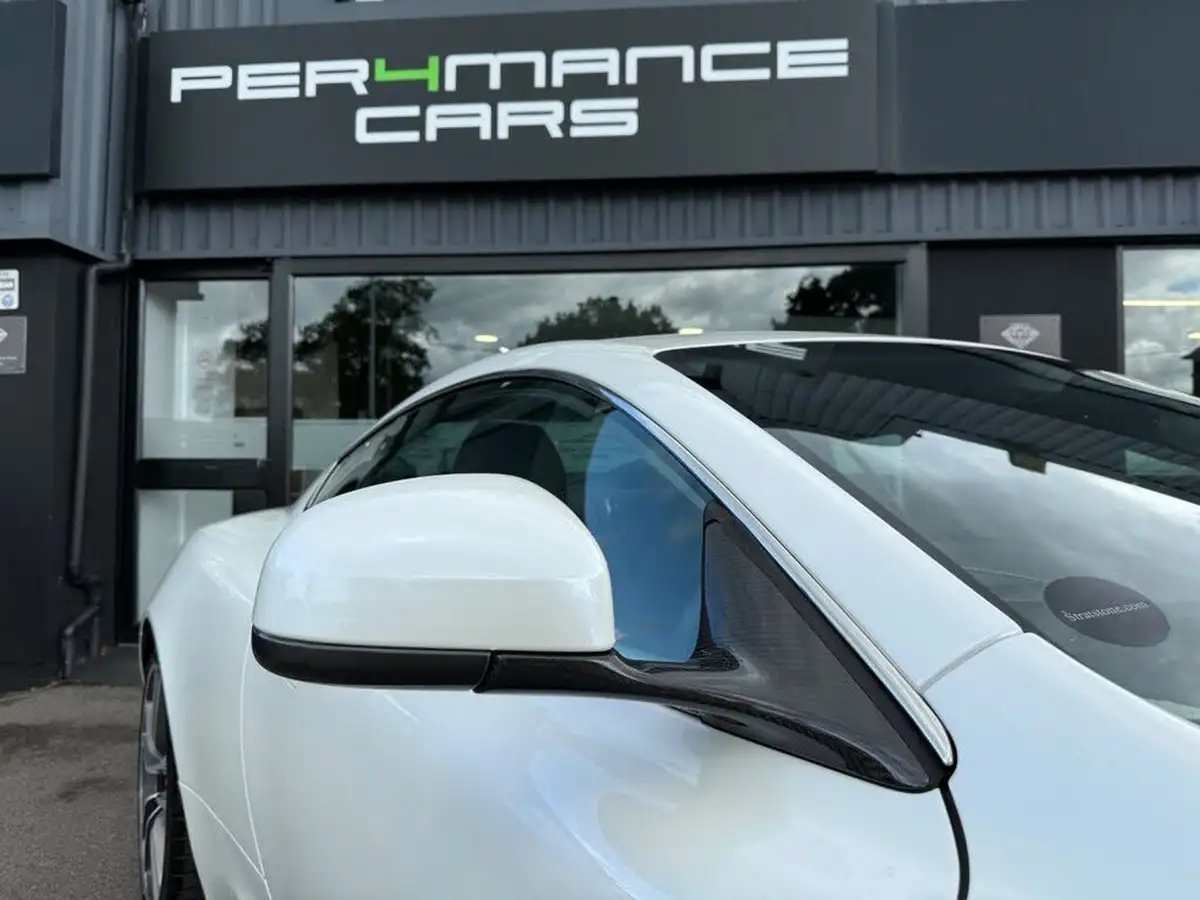 2012-aston-martin-dbs-60-touchtronic-big-6