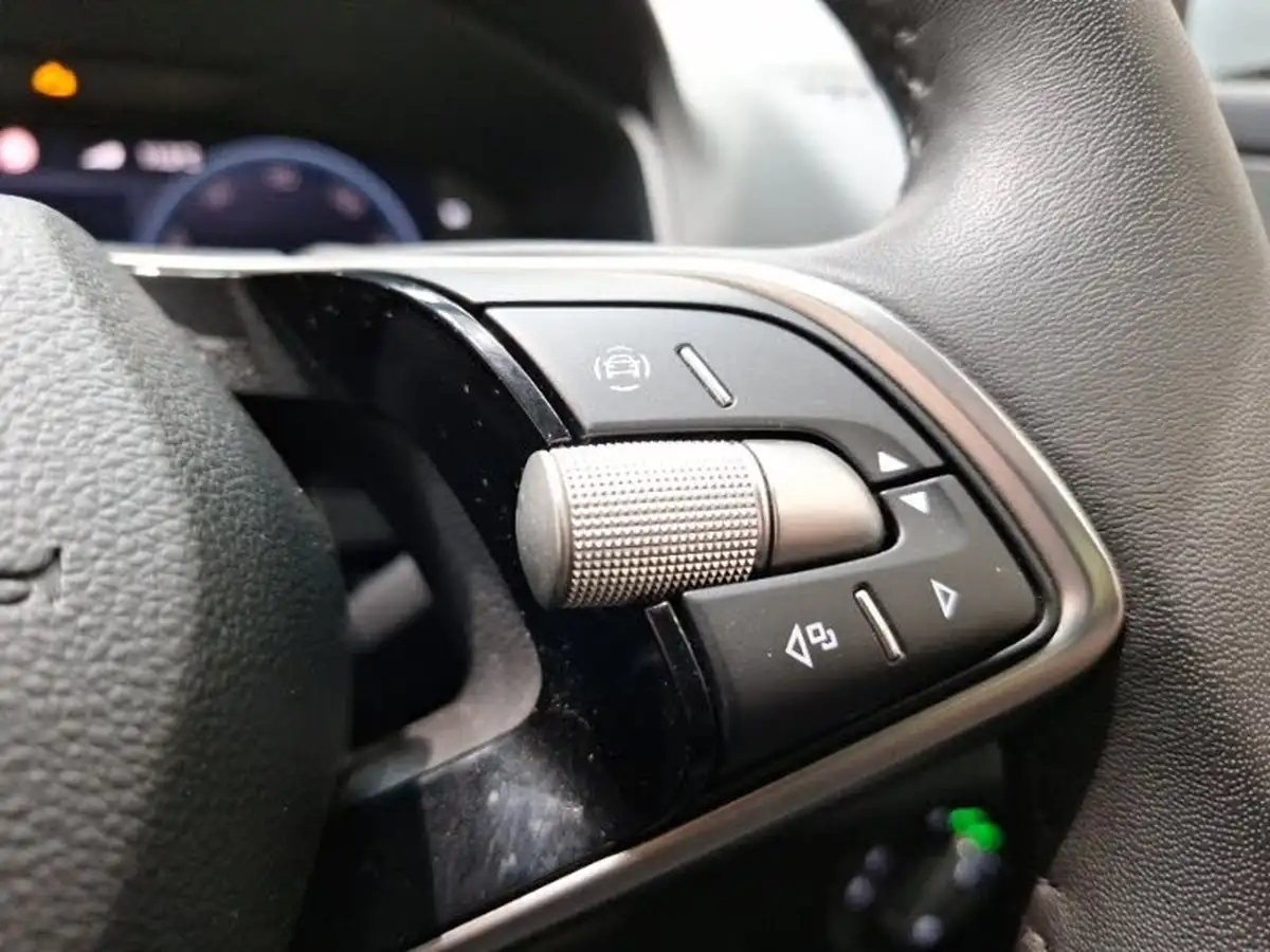 2024-skoda-karoq-10-tsi-se-l-edition-big-16