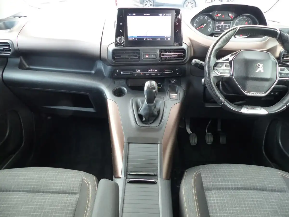 2020-peugeot-rifter-15-bluehdi-gt-line-100bhp-standardss-big-11