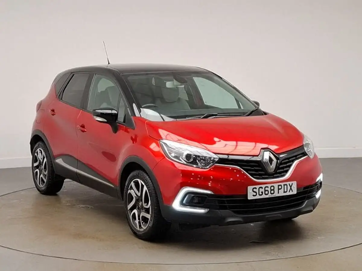 2018-renault-captur-09-tce-iconic-big-0