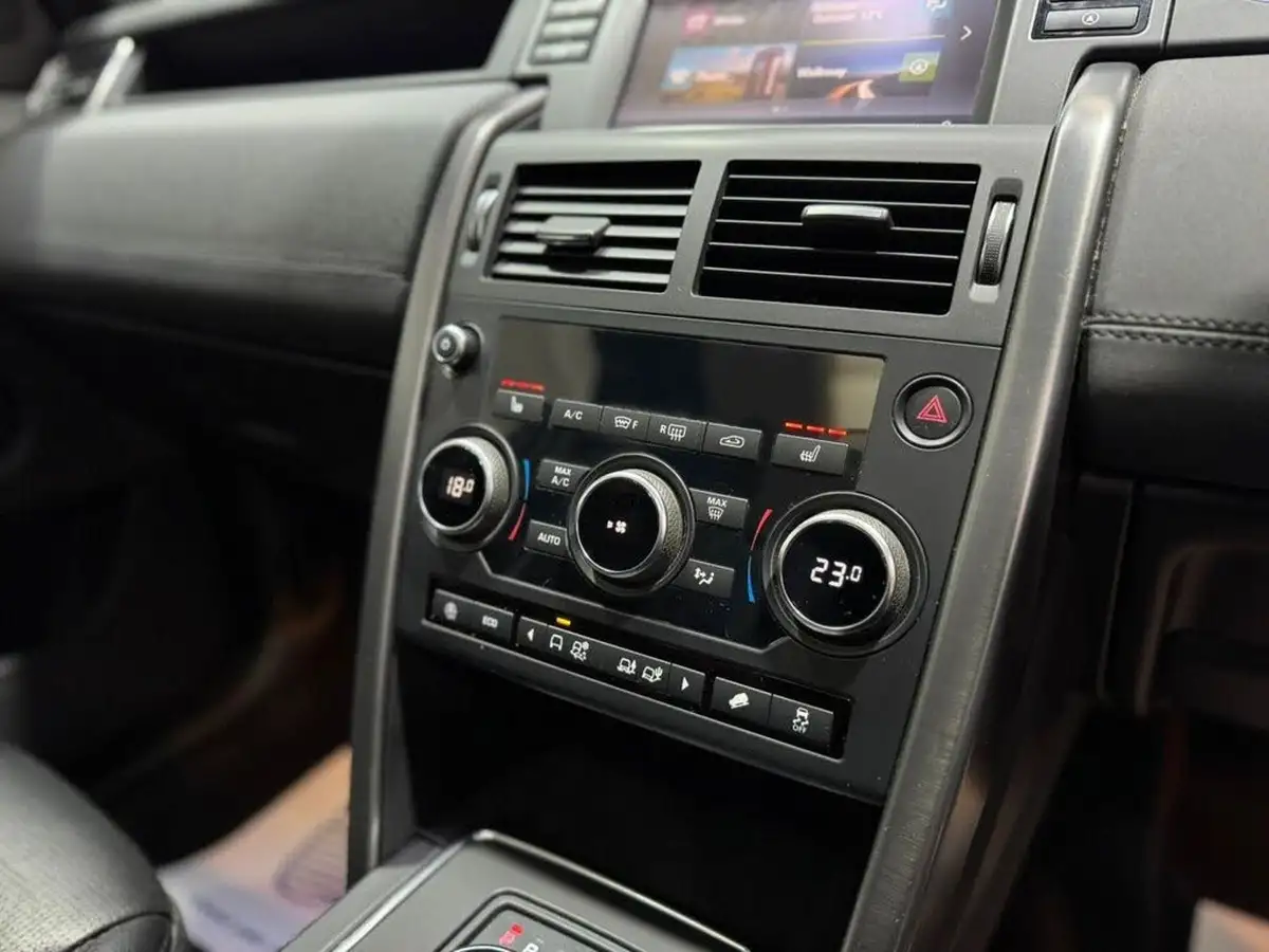 2019-land-rover-discovery-sport-20td4-landmark-big-31