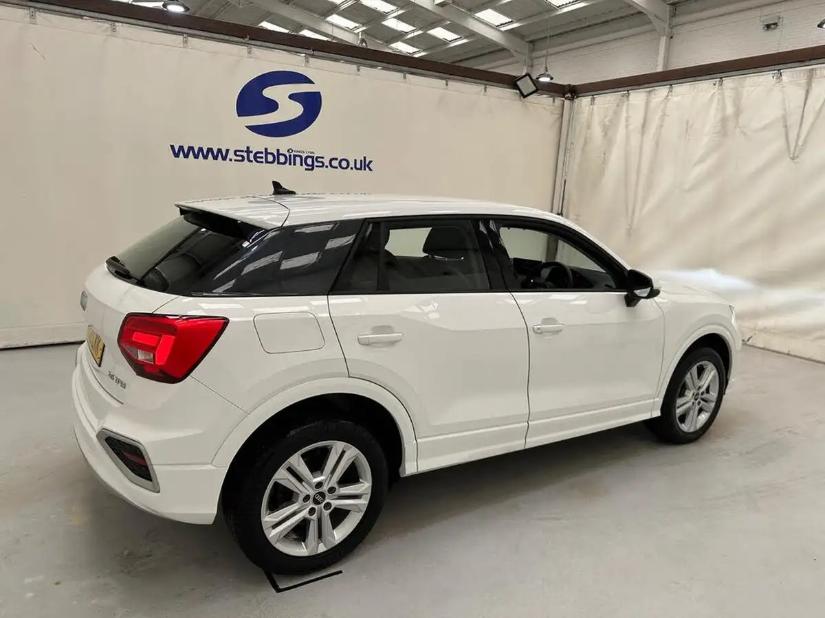 2021-audi-q2-15-35-tfsi-sport-s-tronic-big-6