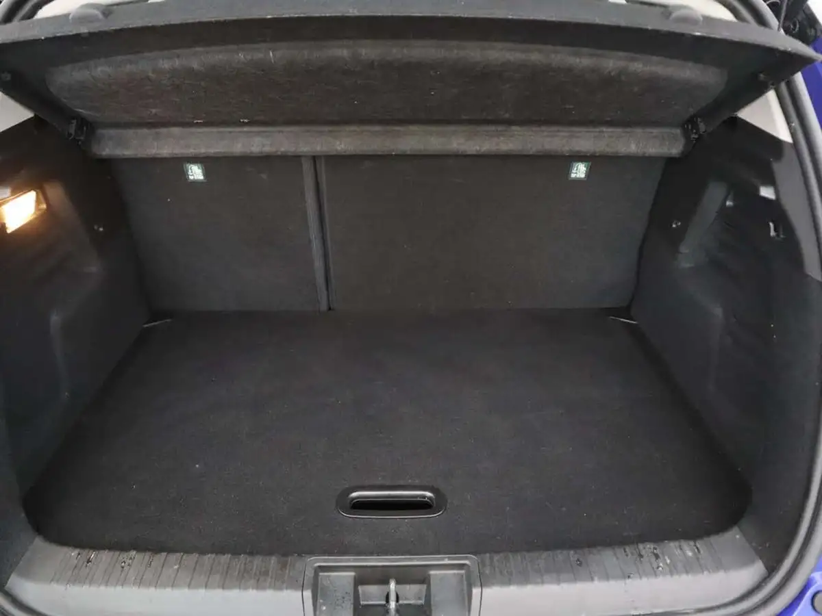 2023-renault-captur-16-techno-145ps-full-big-8