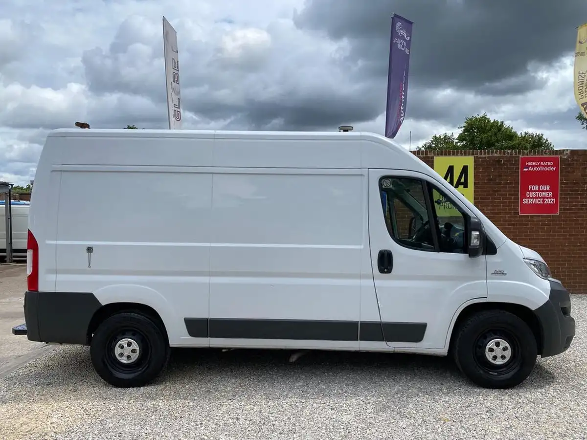 2016-fiat-ducato-23td-35-lh2-tecnico-big-5