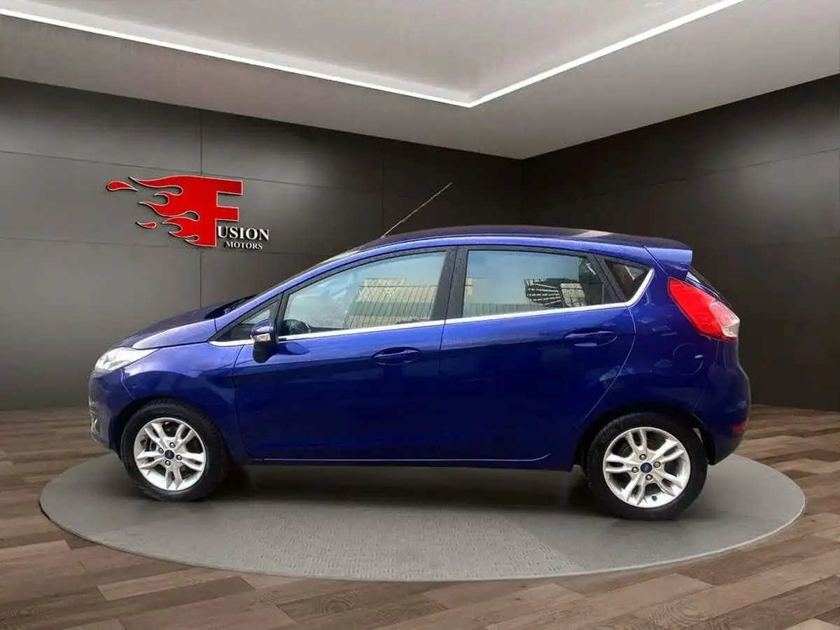 2017-ford-fiesta-10t-zetec-100ps-ecoboost-5d-powershift-big-3
