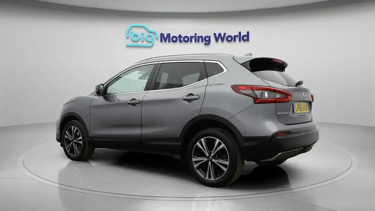 2019-nissan-qashqai-13-dig-t-n-connecta-160ps-propilotheat-pack-dct-big-5
