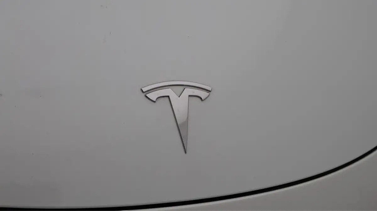 2021-tesla-model-3-e-long-range-4x4-big-20