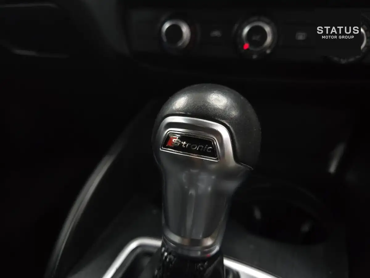 2015-audi-a3-16tdi-se-sportback-5d-big-12