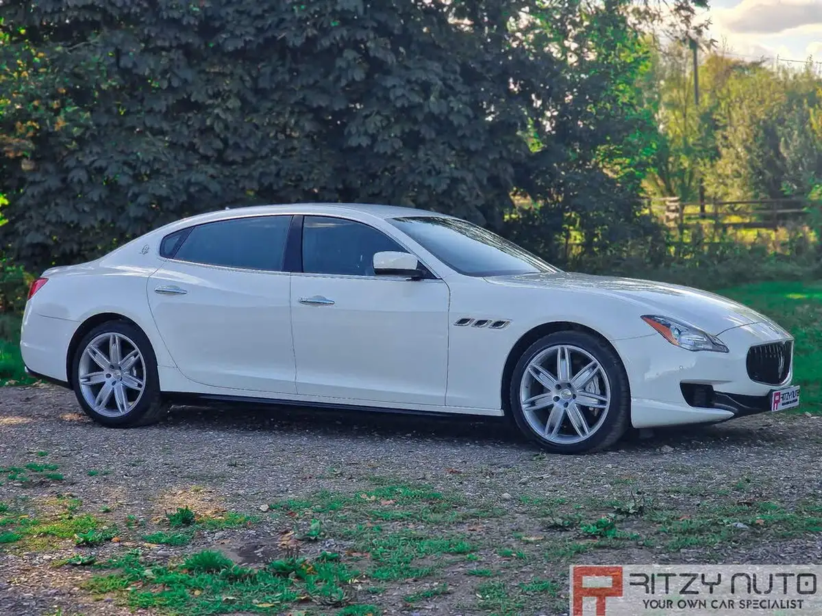 2016-maserati-quattroporte-30td-big-3