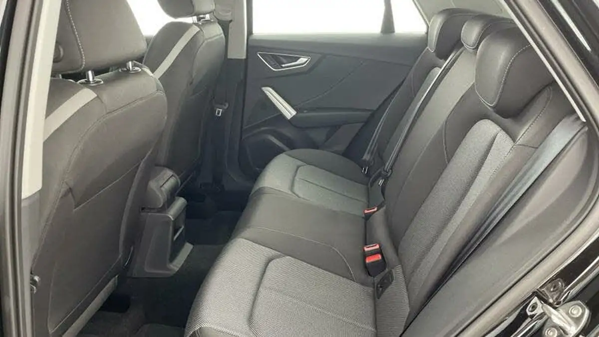 2022-audi-q2-10-30-tfsi-sport-big-35