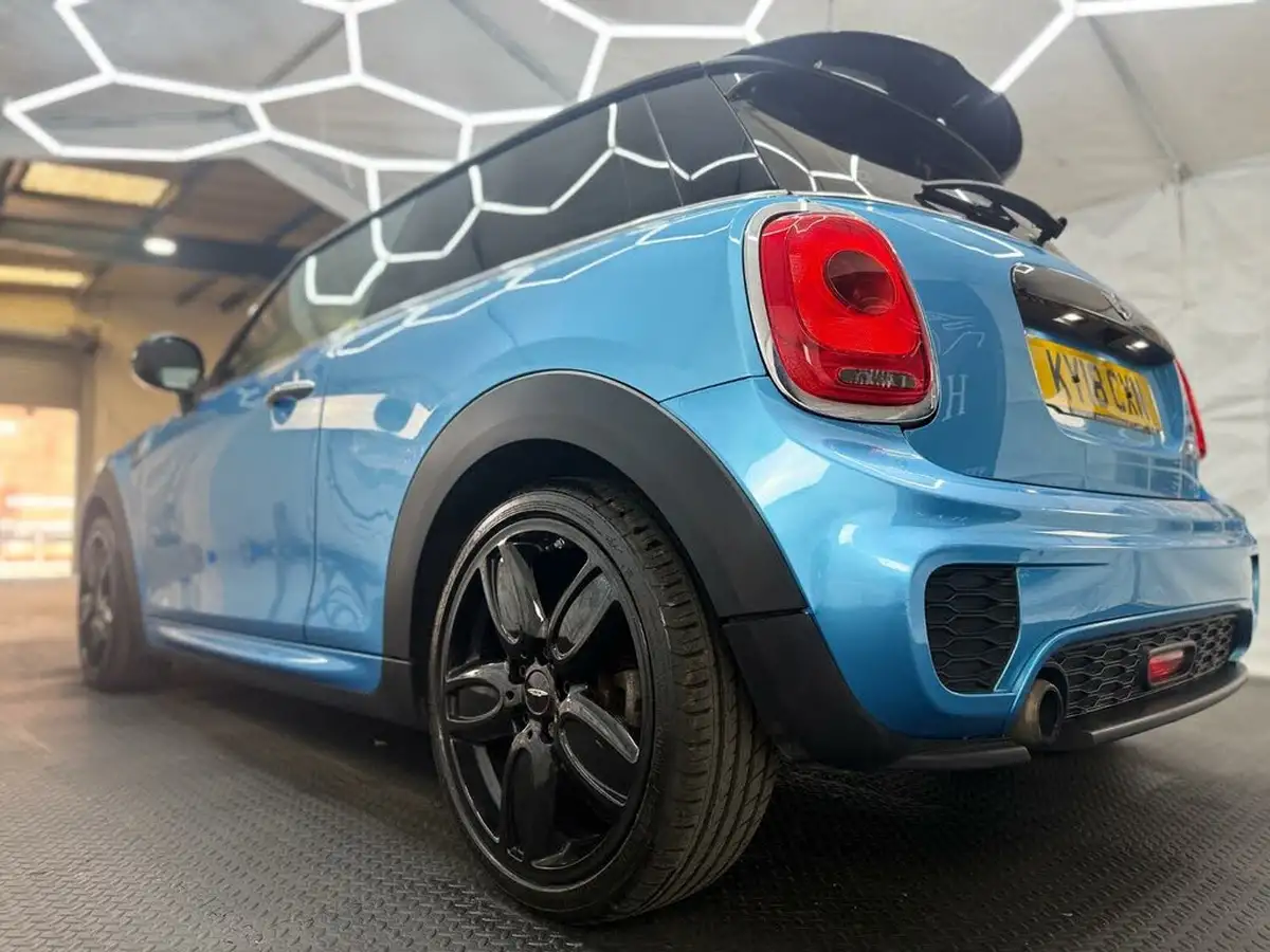 2018-mini-cooper-15-cooper-series-ii-ss-hatchback-3d-big-39