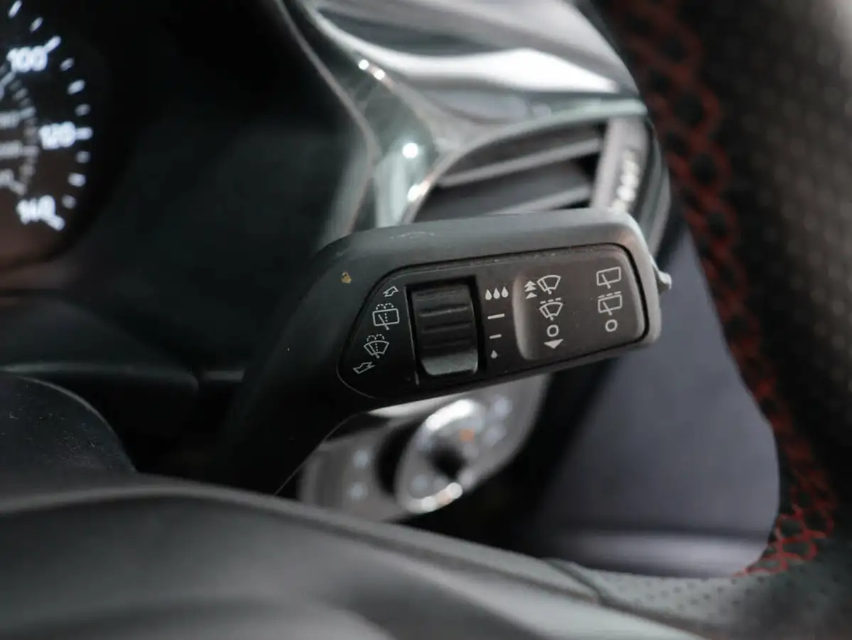 2022-ford-fiesta-10t-st-line-125ps-hybrid-mhev-5d-big-32