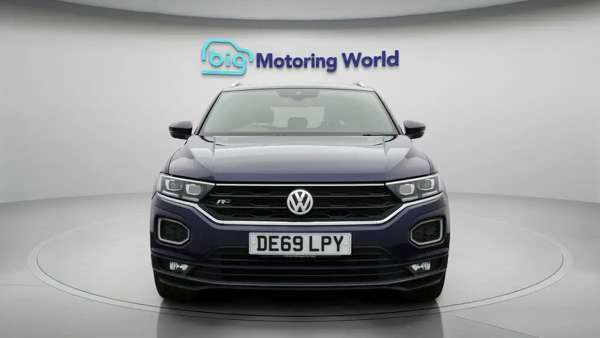 2019-volkswagen-t-roc-16tdi-r-line-big-1