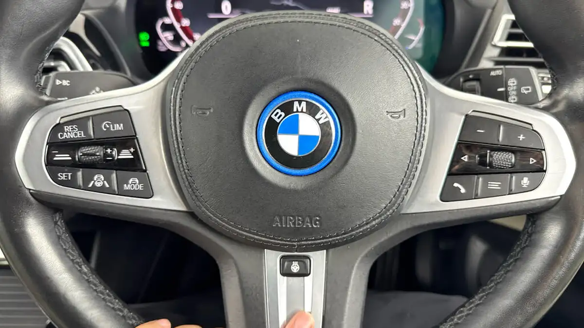 2022-bmw-ix3-e-m-sport-big-21