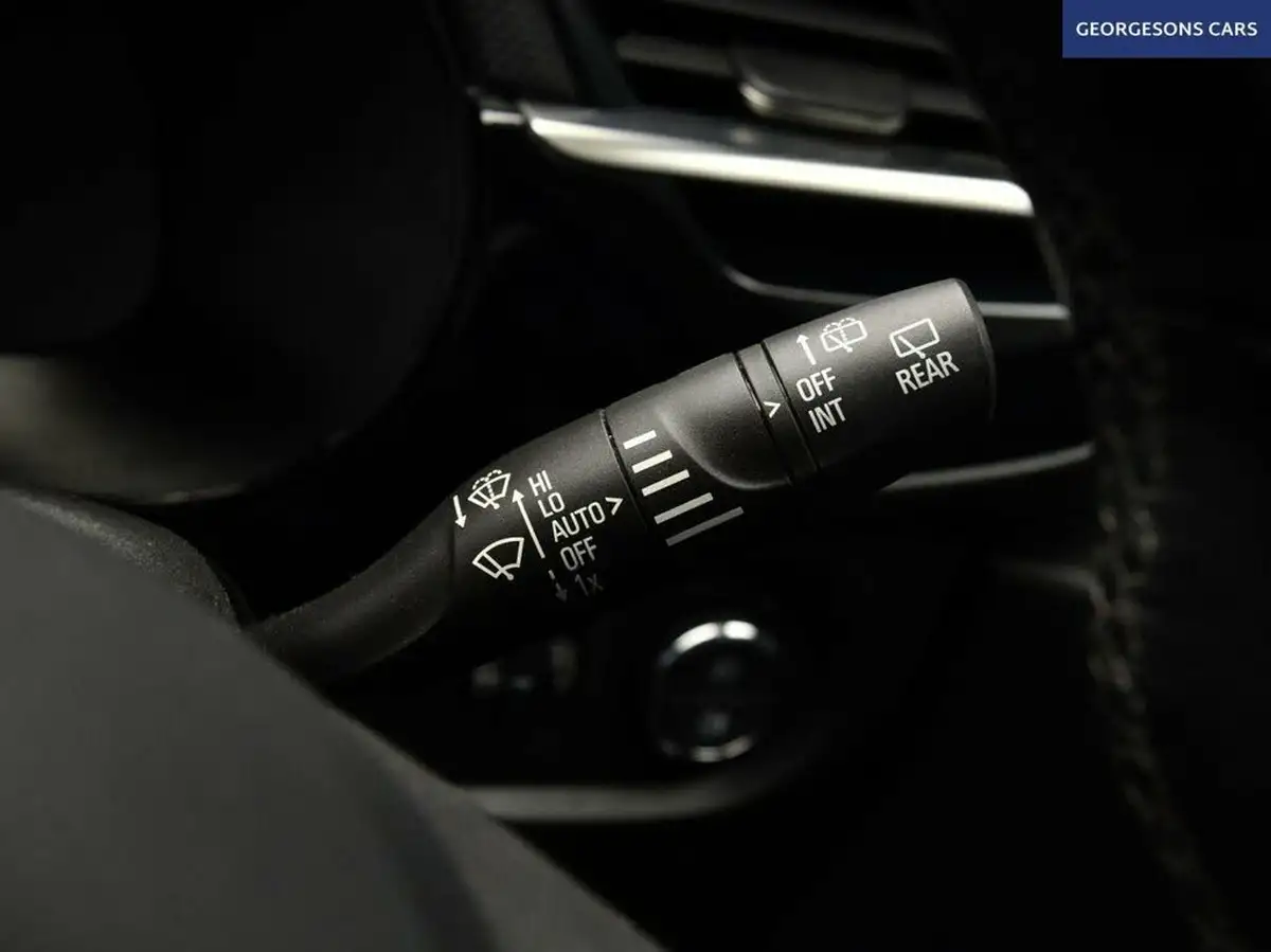 2020-vauxhall-corsa-12-turbo-elite-nav-premium-big-33